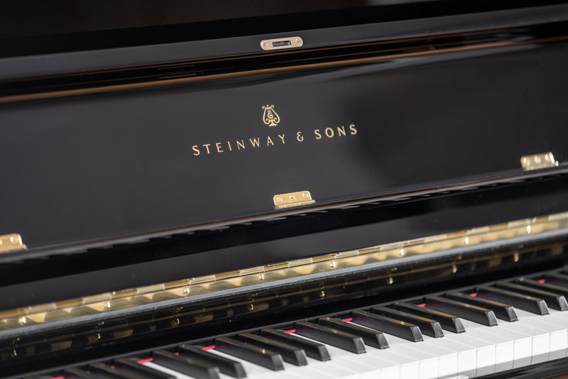 Klavier Steinway & Sons K-132