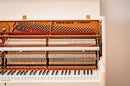 Klavier W. Hoffmann Modern